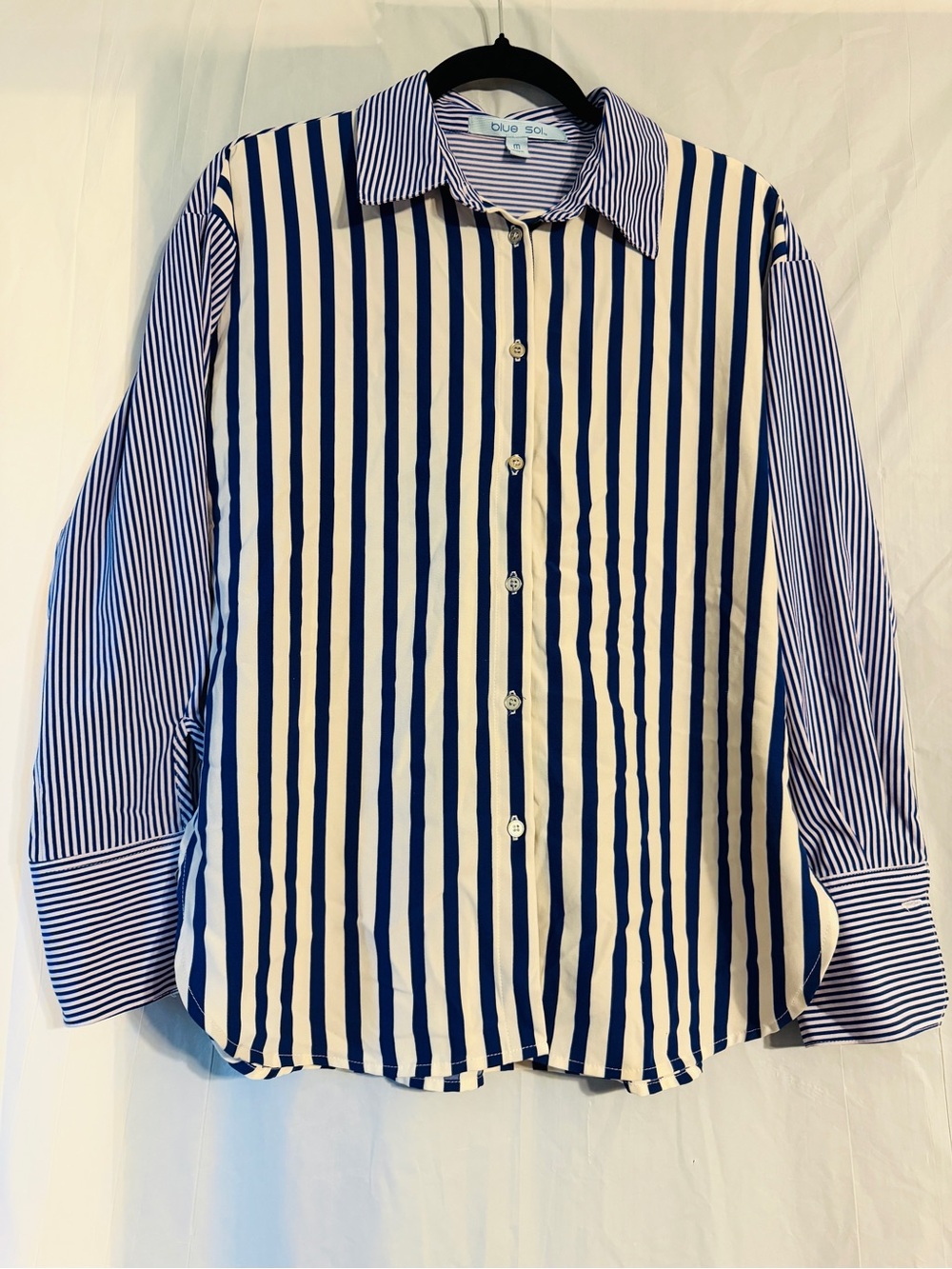 Blue Sol Women’s Medium Blue White Striped Button Down Shirt Mixed Stripe Blouse